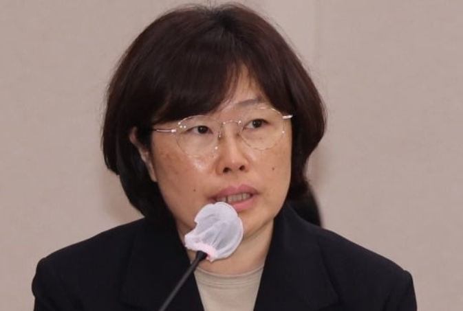 유재은 법무관리관 프로필