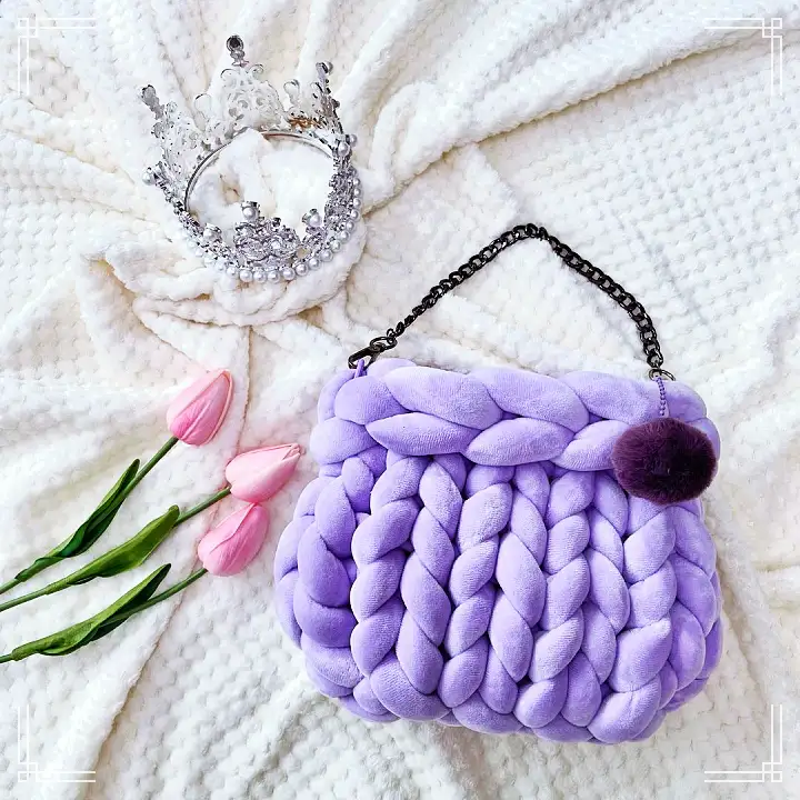 생생정보 조회 수 117만 뷰! 맨손으로 가방 뜨기 핸드니팅 방석 만들기 공방 전문가