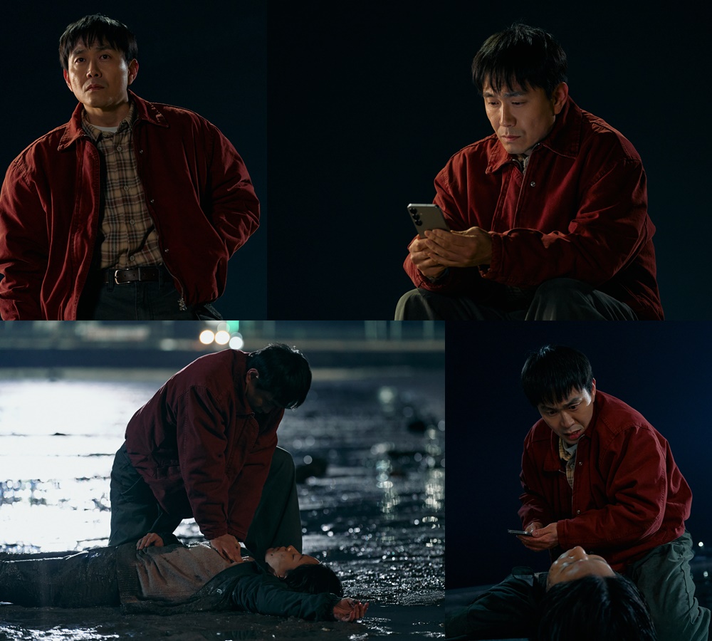 붉은 재킷을 입은 봉제순이 물가에 쓰러진 강영애 검사의 상태를 살피는 오십프로 5회 스틸 모음