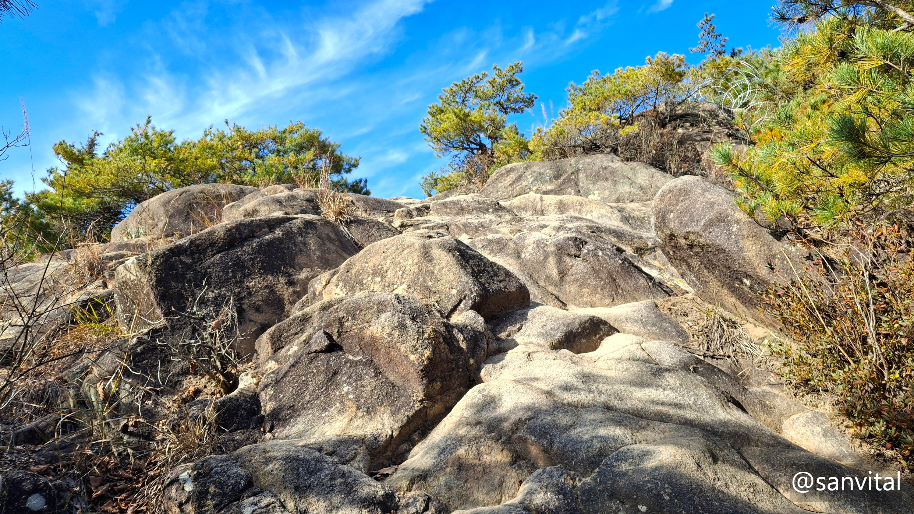 옥순봉 등산코스 암릉구간