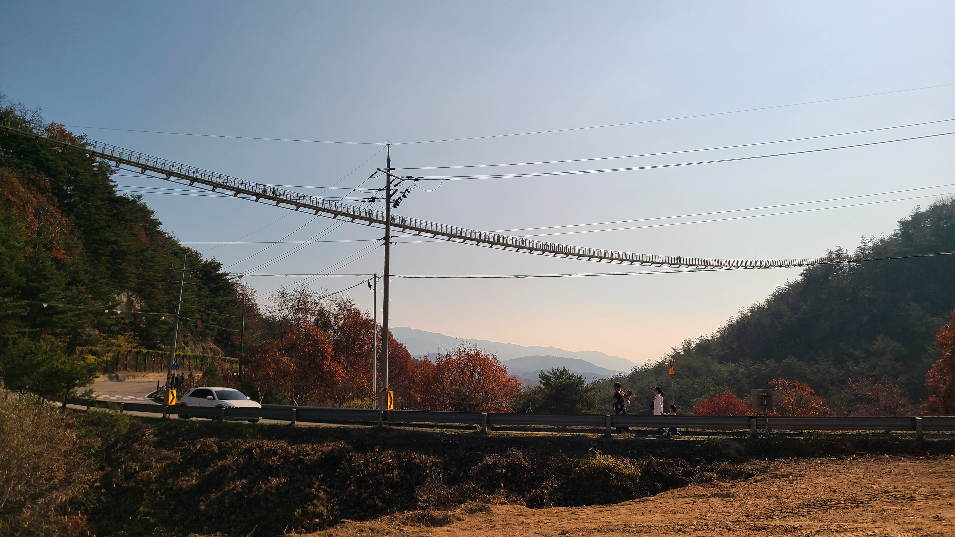 수승대(搜勝臺) 출렁다리