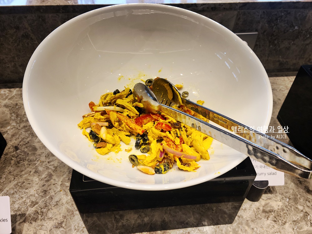 포포인츠 바이 쉐라톤 서울 명동 에볼루션 뷔페 런치 후기