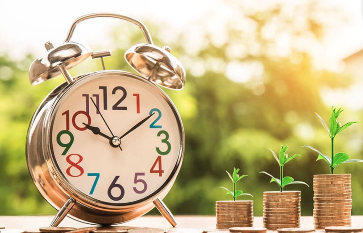 2025년-내년-최저시급-12,600원-1.7%-인상-상승효과를-내다보는-전망과-그에-따른-부작용-미리-알아보기