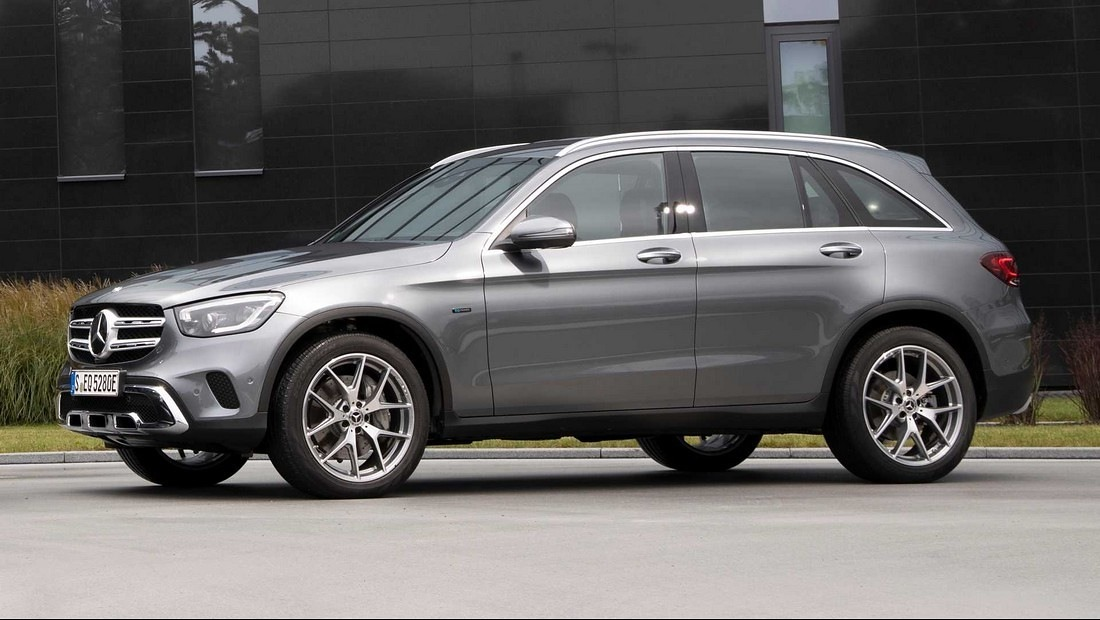 벤츠 GLC 300e, BMW X3 30e