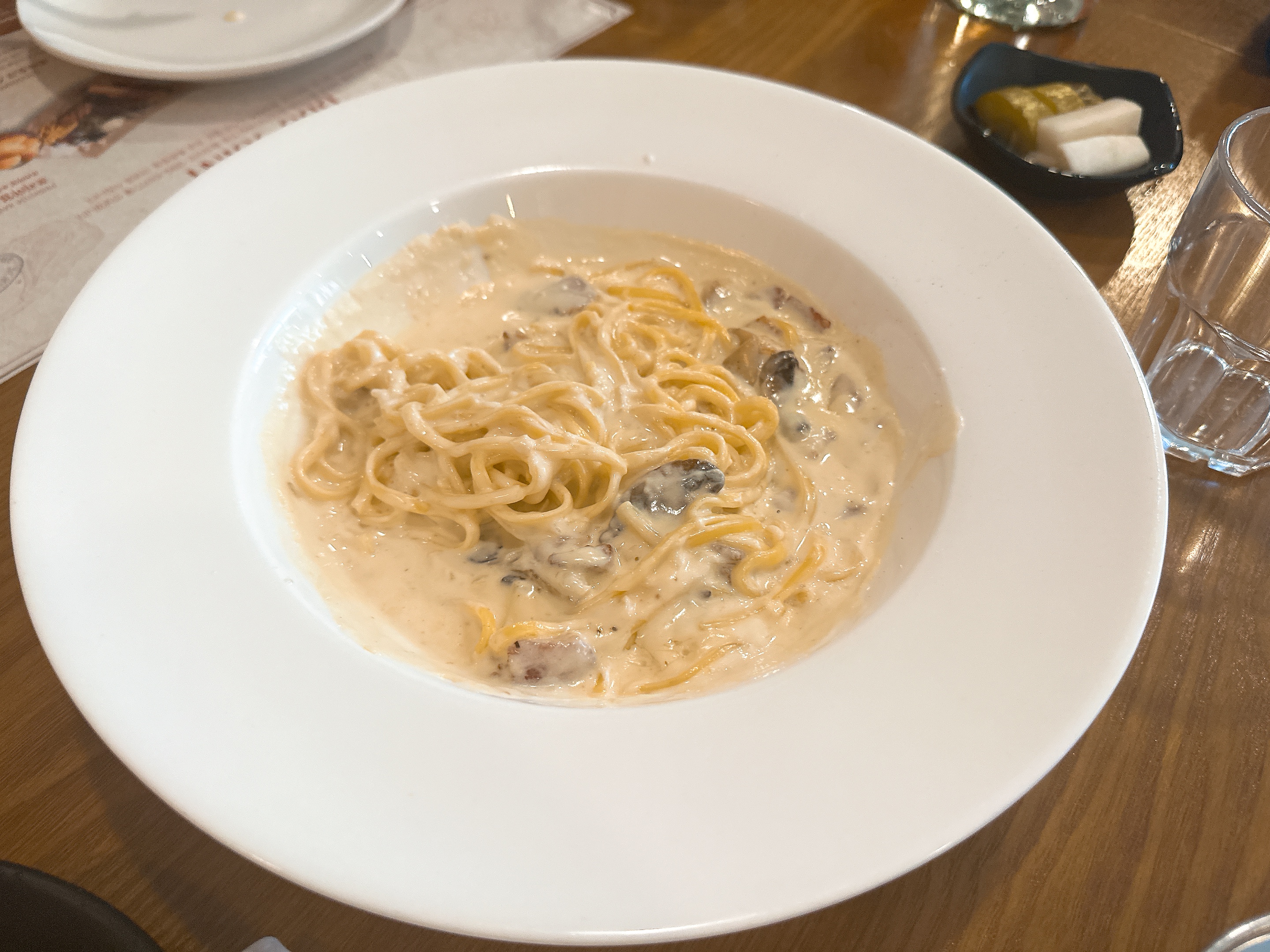 유니스의 정원 레스토랑 메뉴 