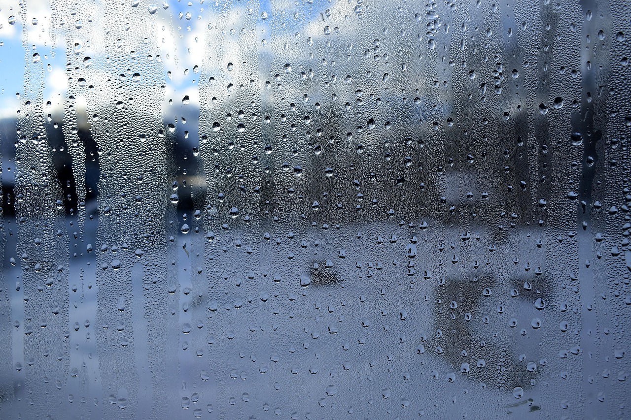 겨울철 창문 3cm 미세 환기 시 실내 온도 하락 속도 실험