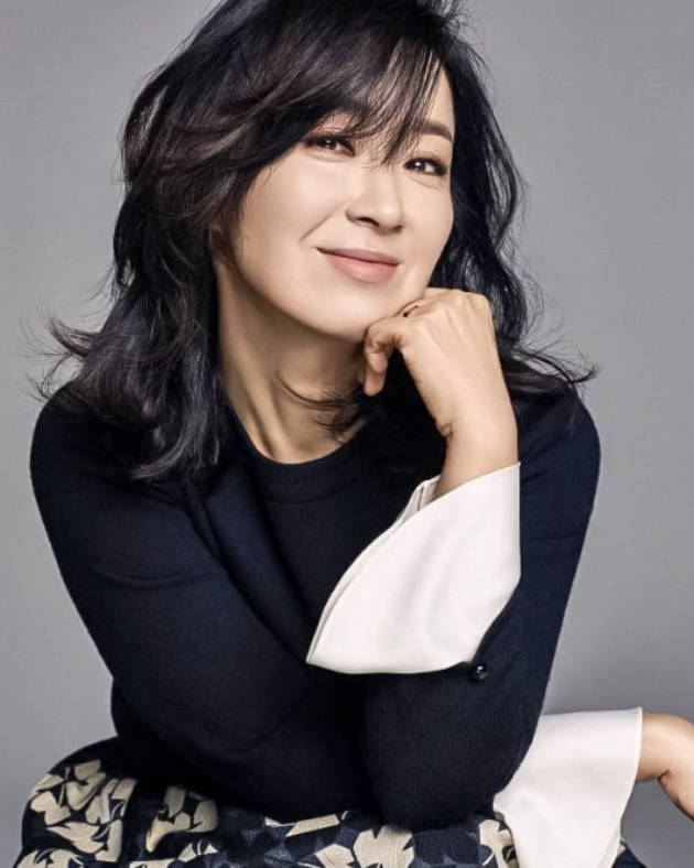 윤유선 프로필2