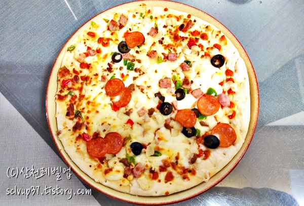 사조 그릴드 피자 콤비네이션 조리 후