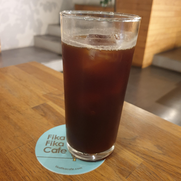 대만 타이베이 카페 소개: 노르딕 로스터 챔피언 Fika Fika Cafe_아이스 아메리카노