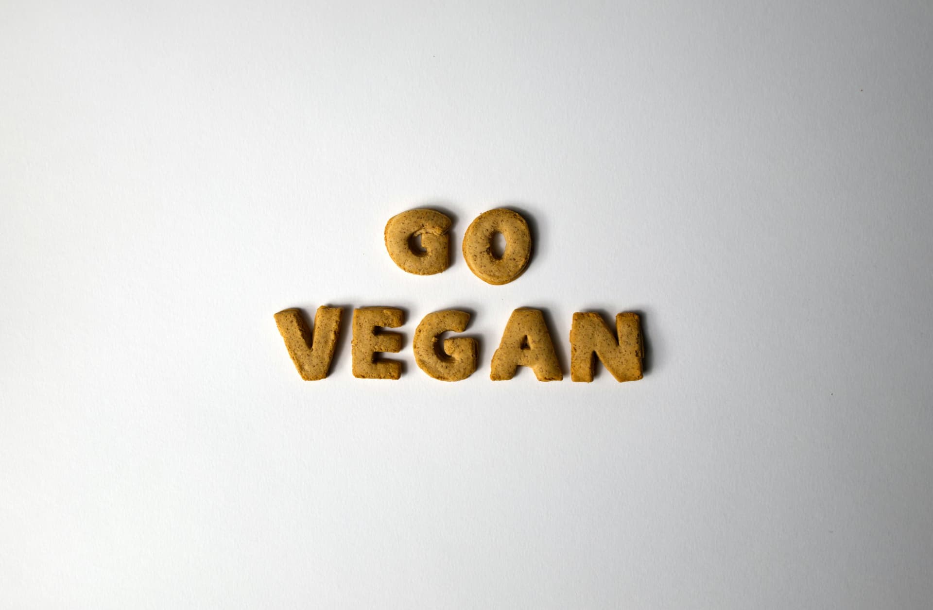 비건 식단의 영양학적 장점과 보완점 분석