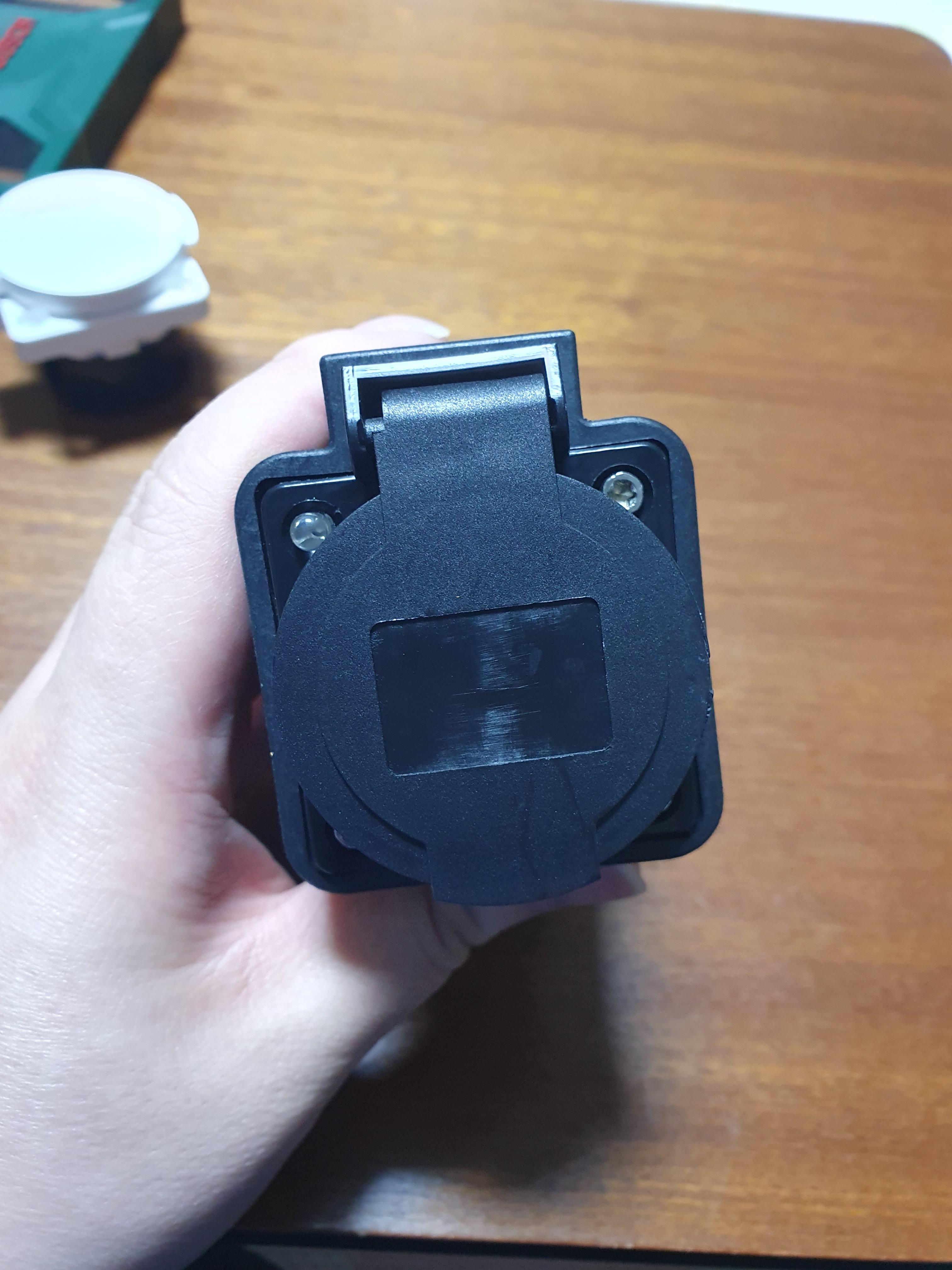 알리 트위지 충전젠더 모양