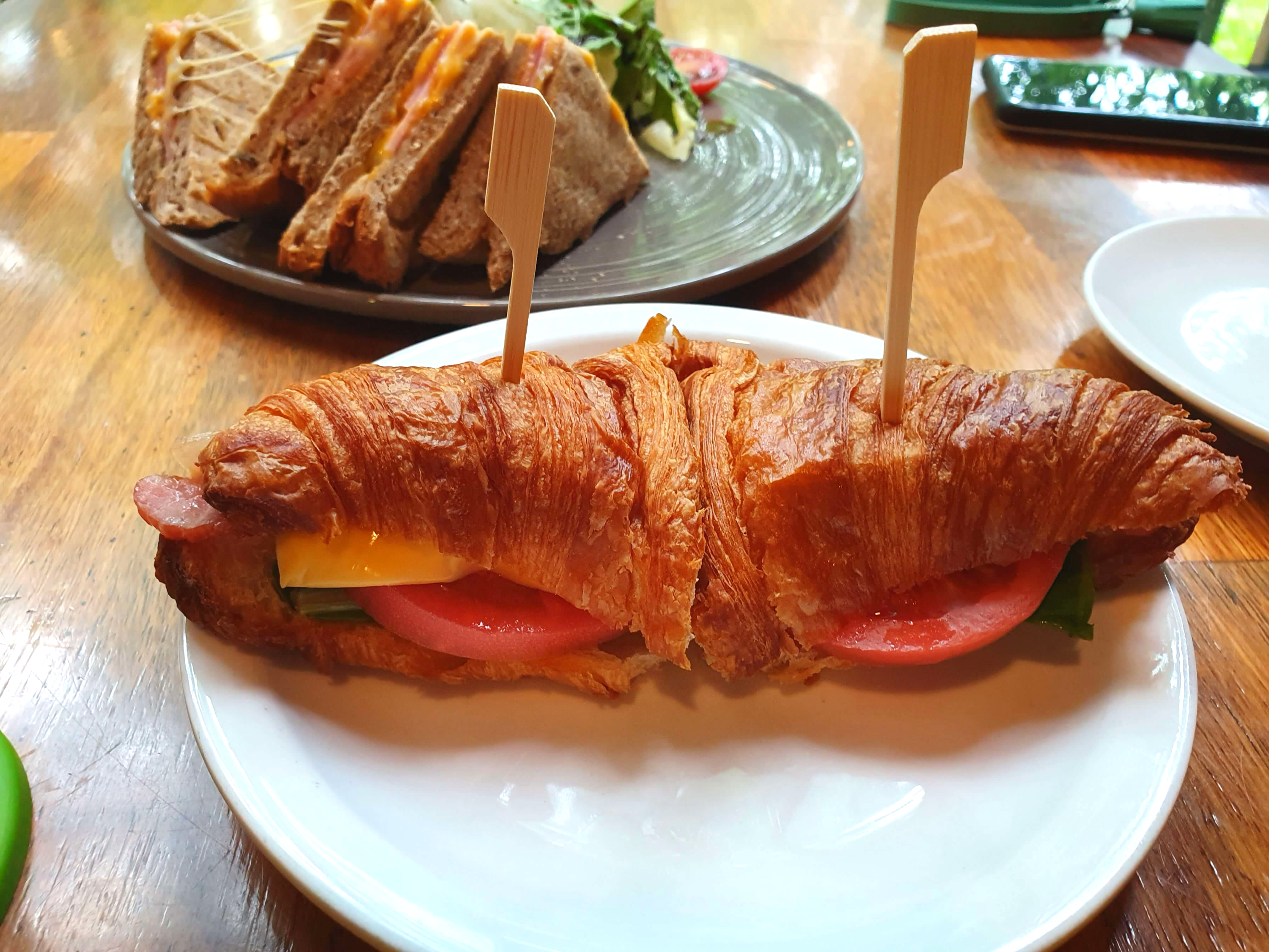 주문한 브런치 메뉴들