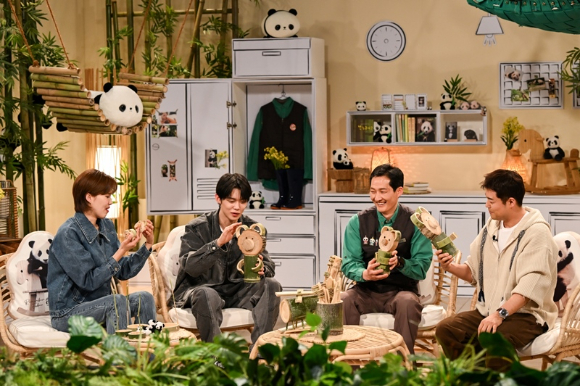 &#39;푸바오와 할부지2&#39; 프리뷰 [사진=SBS]