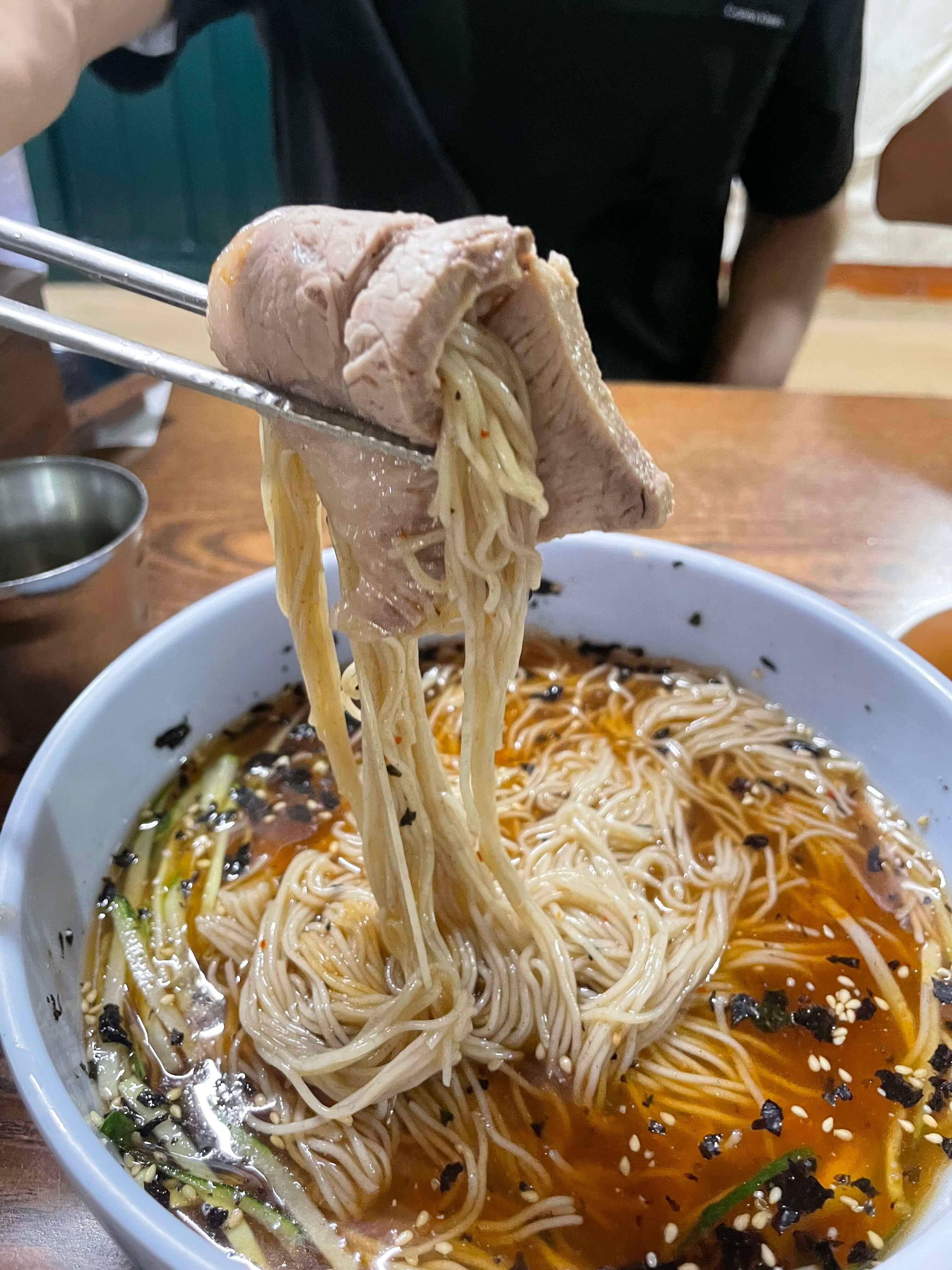 장원막국수 편육