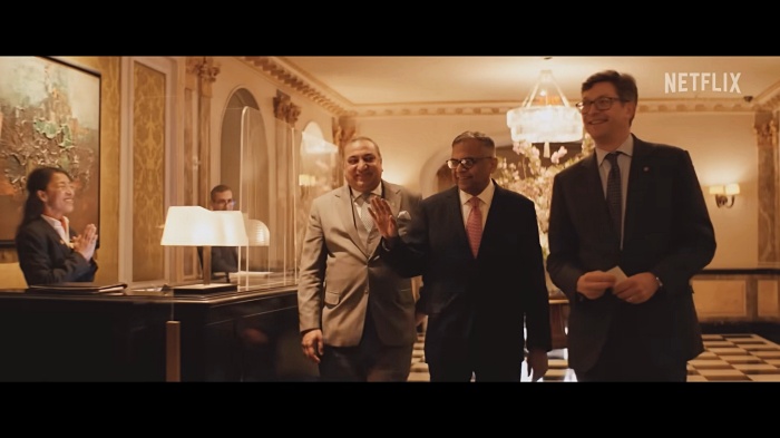 로비로-들어-오는-호텔-회장