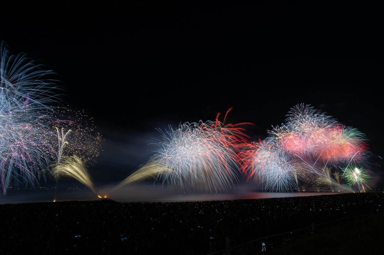 마쿠하리 불꽃축제 해변