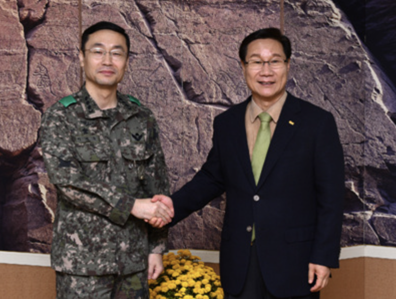 이정웅 연대장 시절