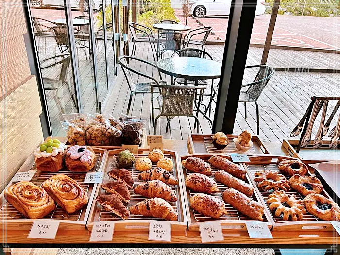 부산, 기장 맛집 나만의 오르골 만들 수 있는 디저트 감성 카페, 와플