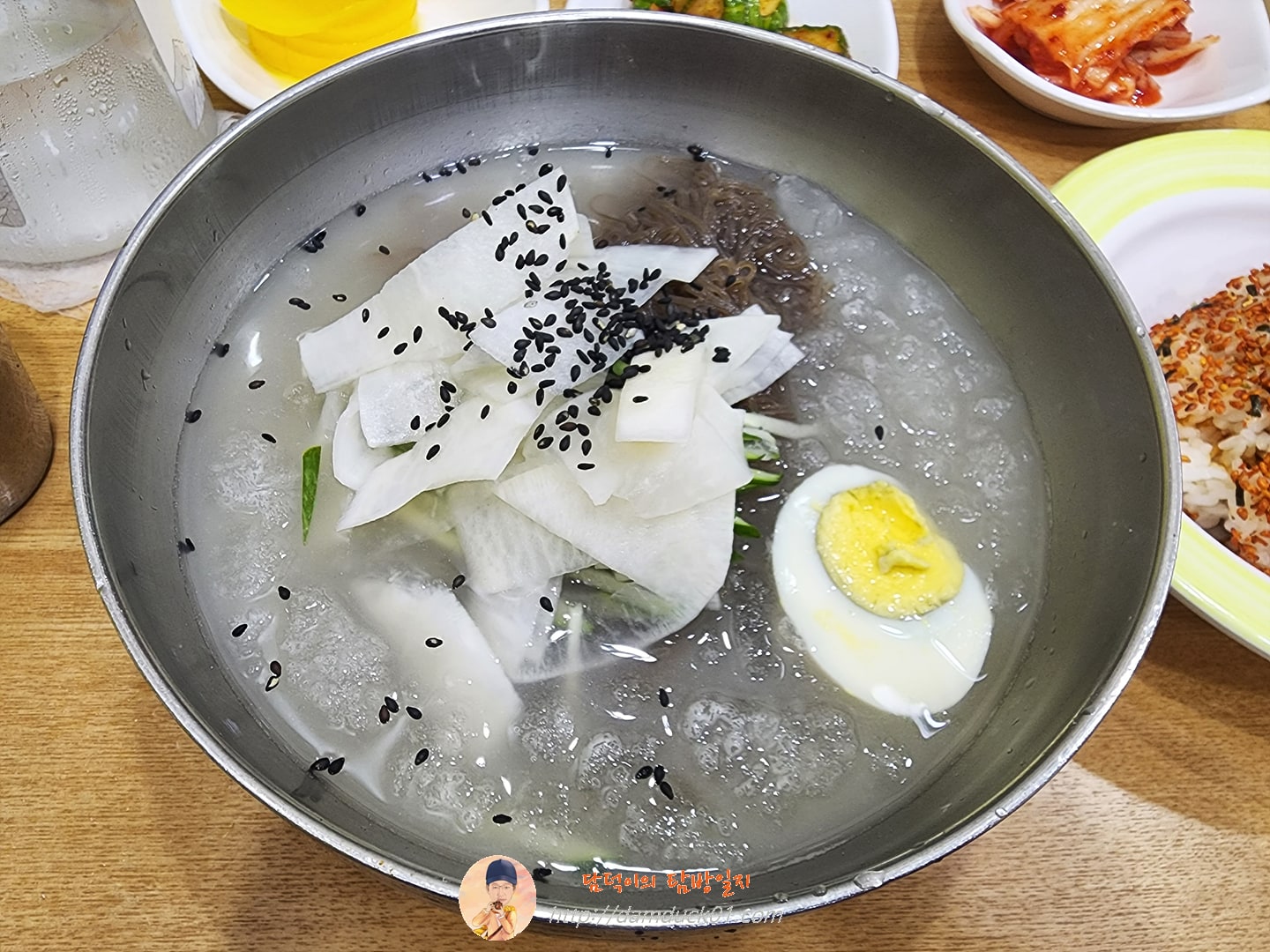 물냉면