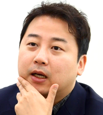 장예찬 수영구 국회의원 후보 보수단일화 요구 이유 | 장예찬 프로필 나이 고향 학력 직업 여론조사