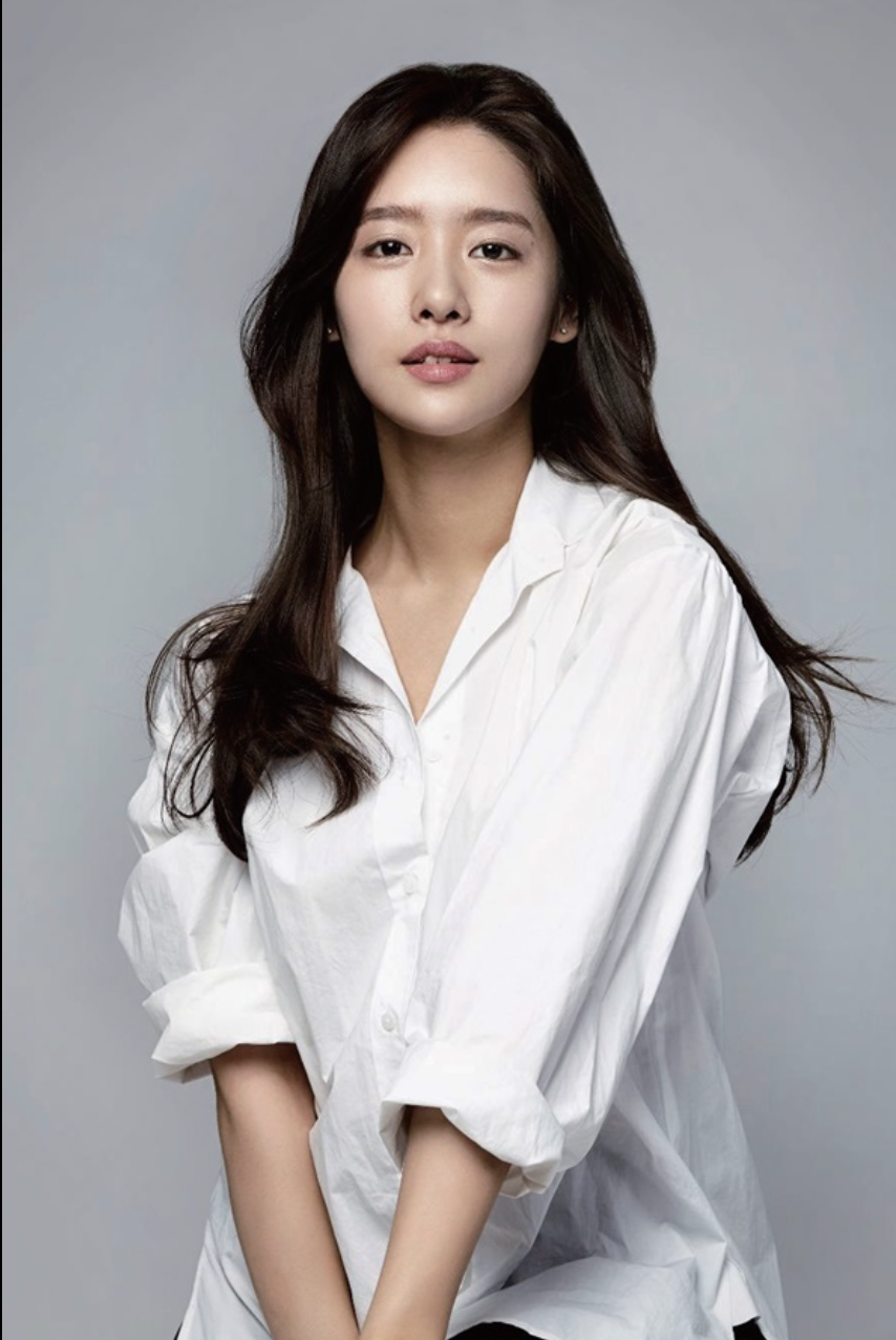 차주영 프로필 화보