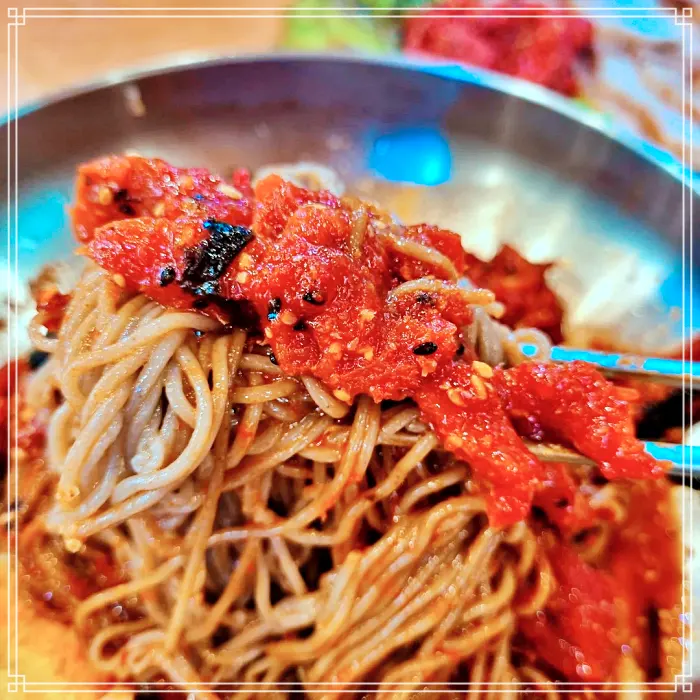 강릉 초당, 경포대, 송정 해수욕장 맛집 사랑이 가득한 맛, 막국수