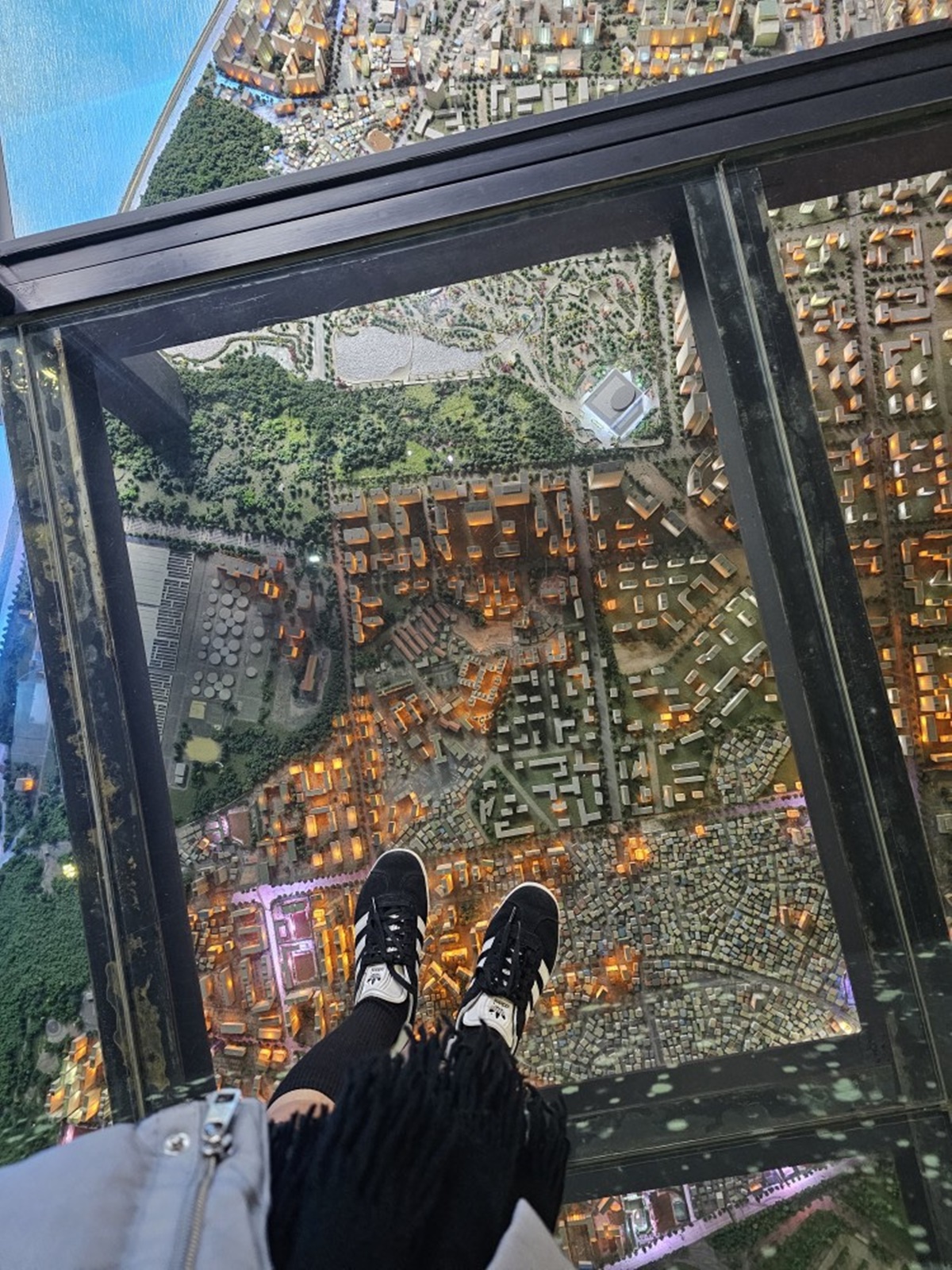 서울역사박물관-도시모형-유리발판