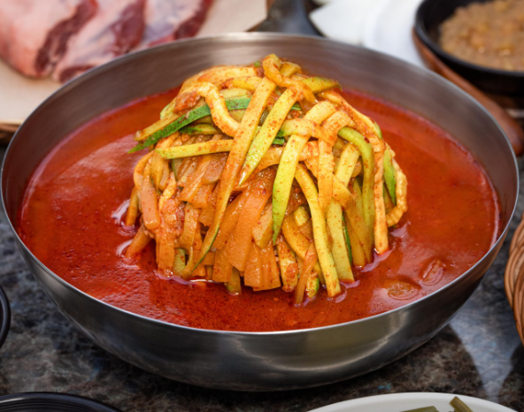 오늘N 퇴근후N 스테이크목살 오겹살 고추장육회 애호박찌개 용산 용리단길 남도돼지촌