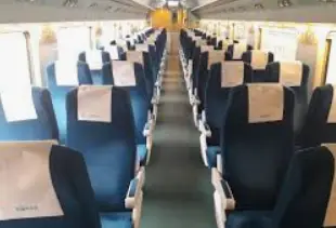 기차 좌석 사진