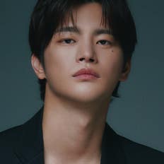 트웰브 드라마