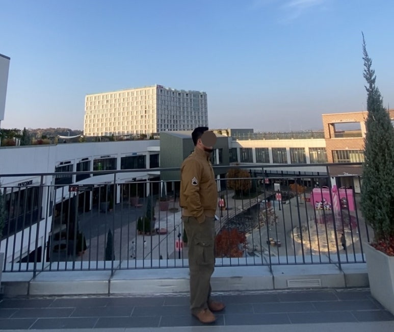 데일리룩('25. 11. 5.)MADEN 브론슨 퓨리 탱커자켓 아메카지 밀리터리 워크재킷 복각 점퍼, 프리즘웍스 카고 팬츠 카키, 레드윙 아이언레인저 8083 스웨이드 호손뮬스키너