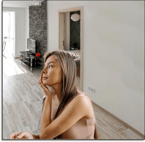 피부가 칙칙해진 여성