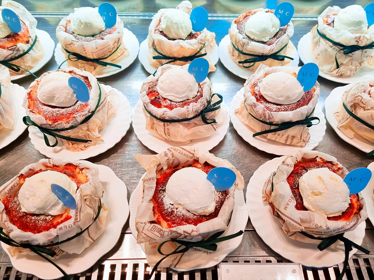 경기도 파주 대형 베이커리 카페, 공릉 저수지 뷰 모쿠슈라 (2호점)