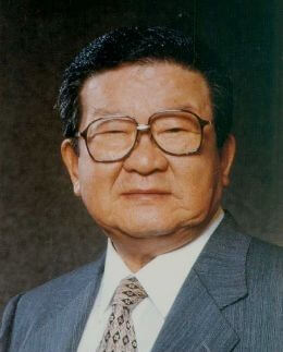 인물-구자경-회장-사진