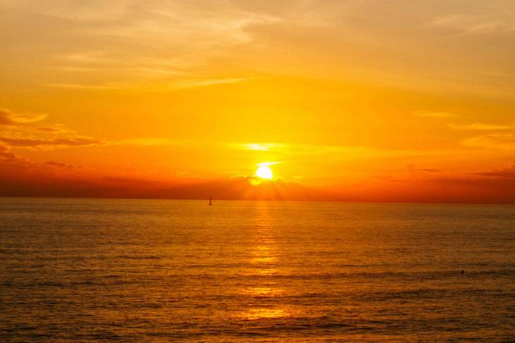 인천 해돋이 명소 팔미도 등대