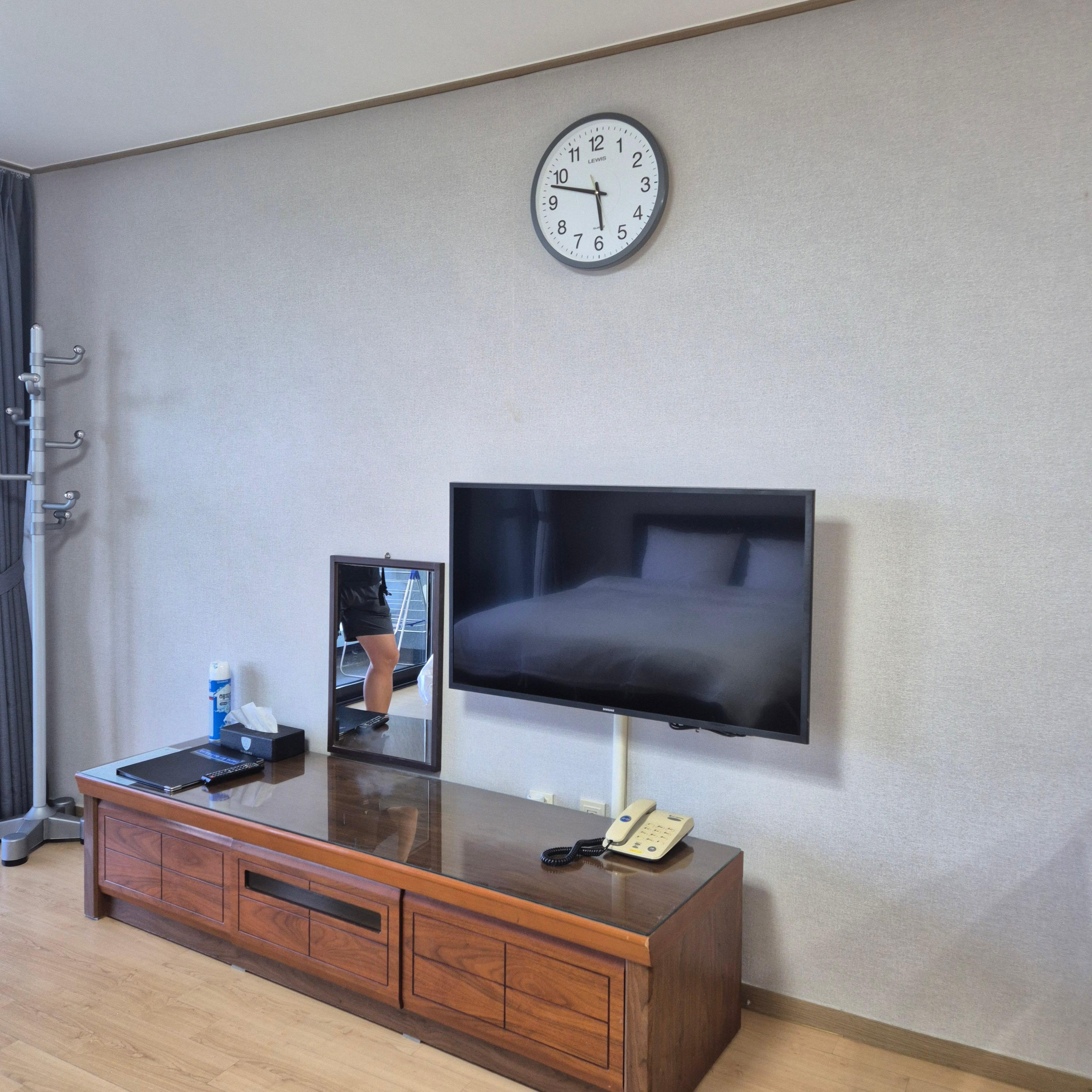 제주 한라경찰수련원, 한라경찰수련원 후기, 제주 경찰공무원 숙소, 한라경찰수련원 어메니티, 제주 공무원 숙박시설, 한라경찰수련원 시설안내, 제주 저렴한 숙소, 경찰수련원 예약, 제주도 숙박 할인, 한라산 근처 숙소