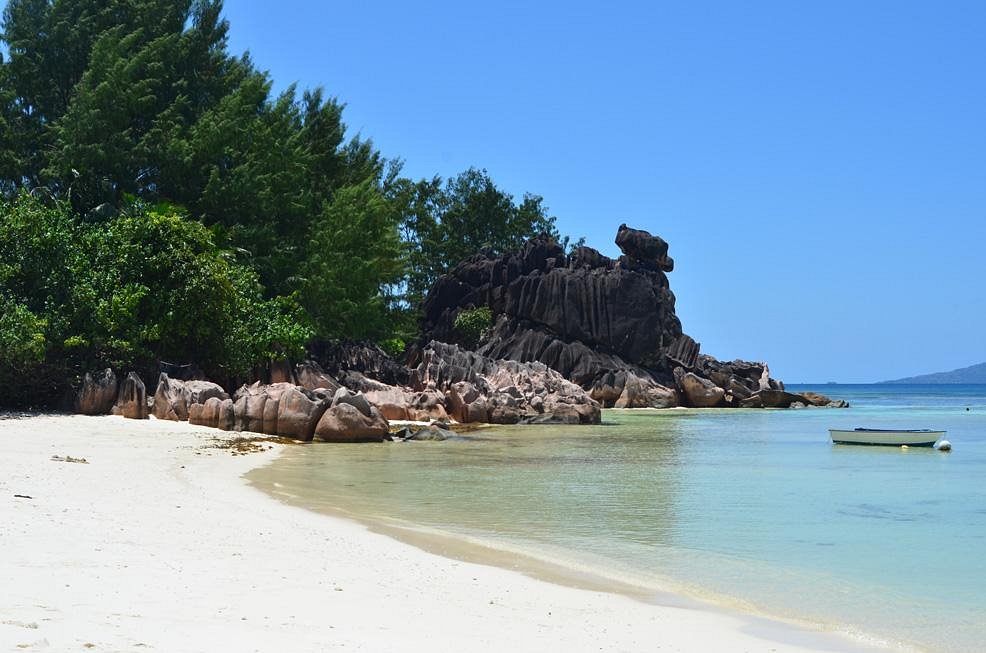 쿨룰라 섬 (Cousin Island Special Reserve)