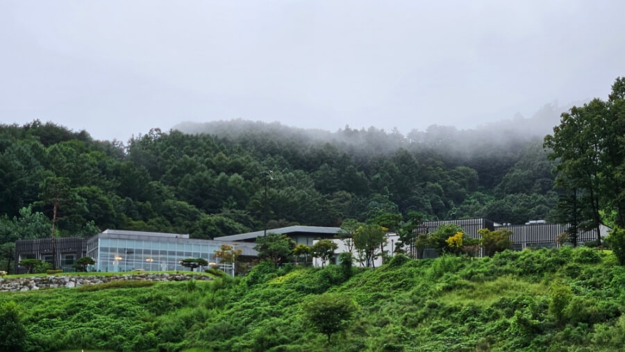 골프장 경험담 가평 베뉴지CC 전략적이면서도 경치 좋은 라운딩 산세를 살린 27홀 골프장