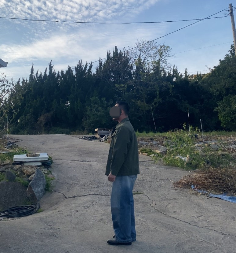 데일리룩('25. 10. 25.)유니폼브릿지 m43 m1943 헌팅재킷 필드재킷 야상, 폴로 베이직 티셔츠, 에러스익셉티드 왁스드 데님팬츠, 킨치 구두 더비슈즈 SHOWER 808