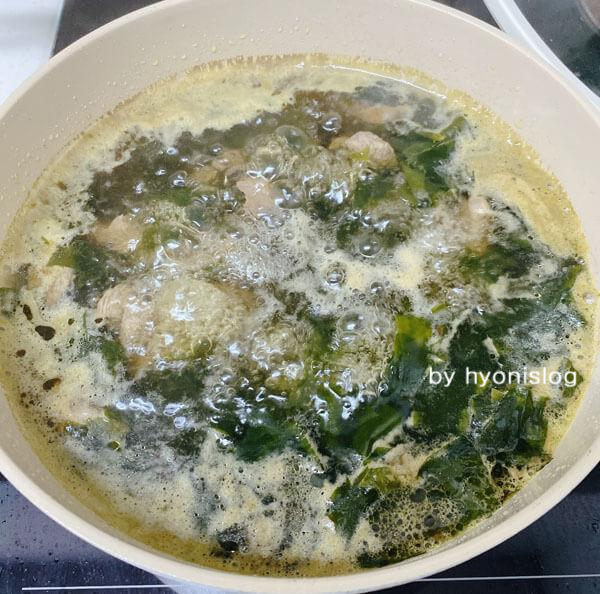 미역국_팔팔끓이기