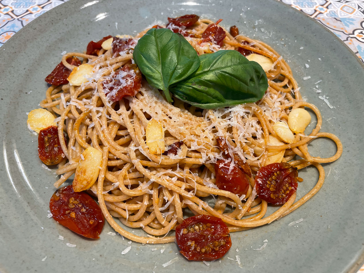 썬드라이 토마토 요리 - 통밀 파스타