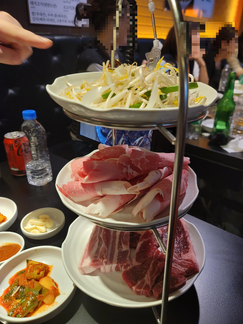 돌배기집 3단 고기 트레이