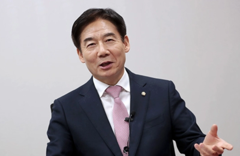 이용호 국회의원 프로필 나이 고향 학력 재산 경력 평가