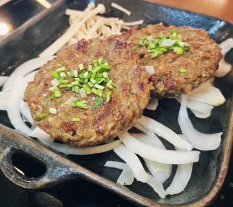 생생정보-대전-연잎밥-대나무통밥-떡갈비