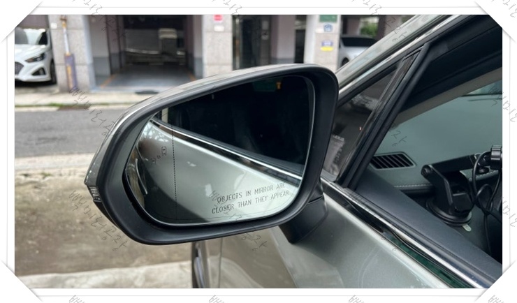 렉서스 NX 사이드미러 속커버랑 교체 후