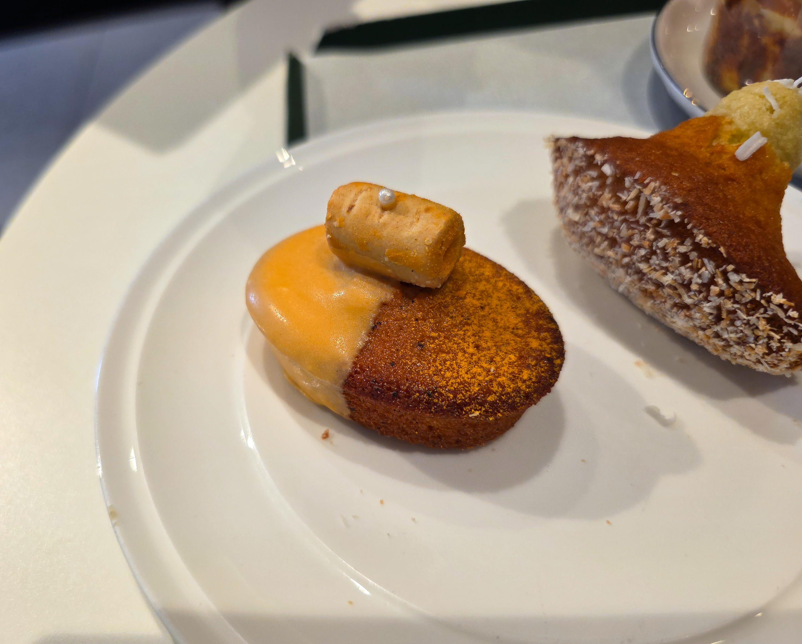 강남역퍼스트커피랩