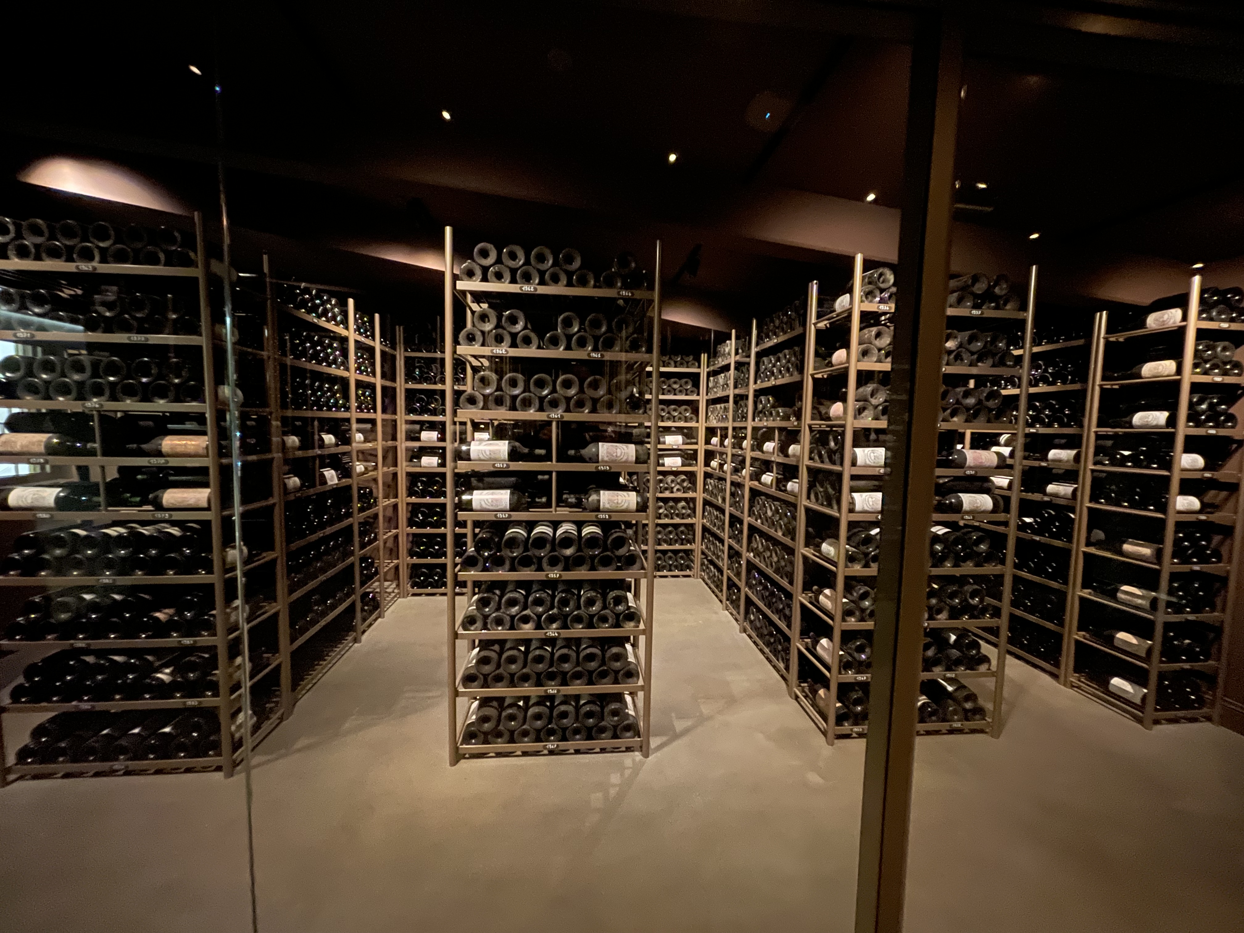 Ch&acirc;teau Pichon Baron 와인 저장고