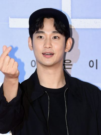 김수현 조보아 디즈니 넉오프 프로필 드라마 나이