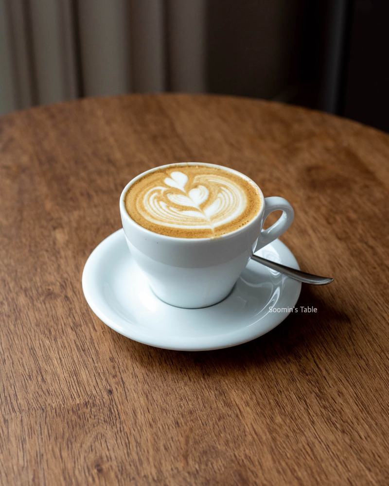 라떼아트 윙튤립