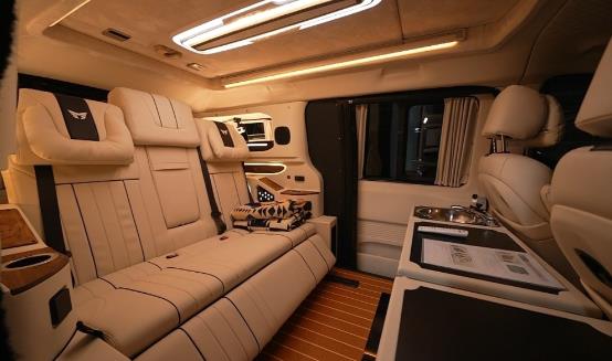 나혼자 산다 전현무 캠핑카